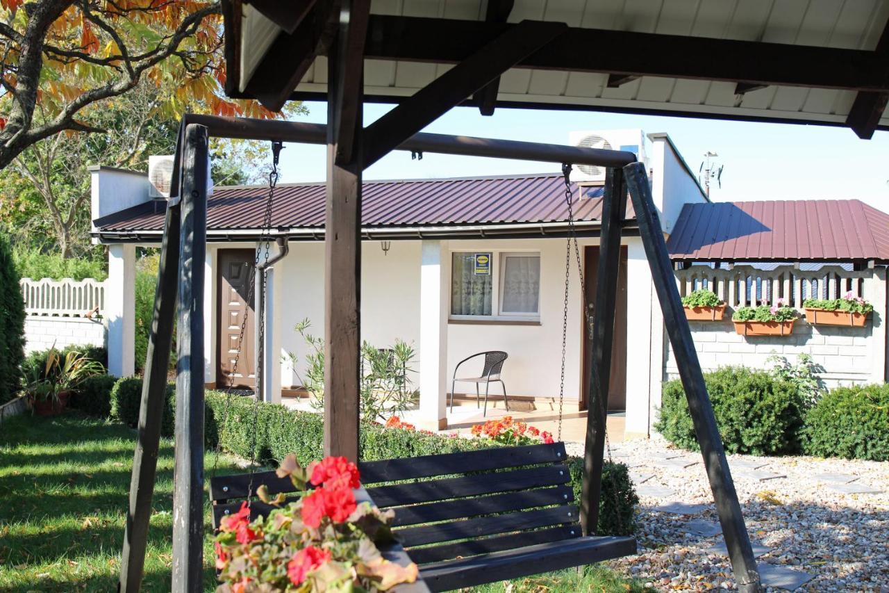 Bar Malwa Aleksandrów Lódzki Exterior foto